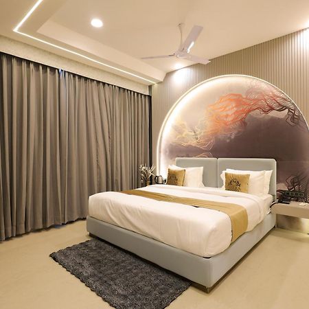 The Meera Hotel Ujjain Dış mekan fotoğraf