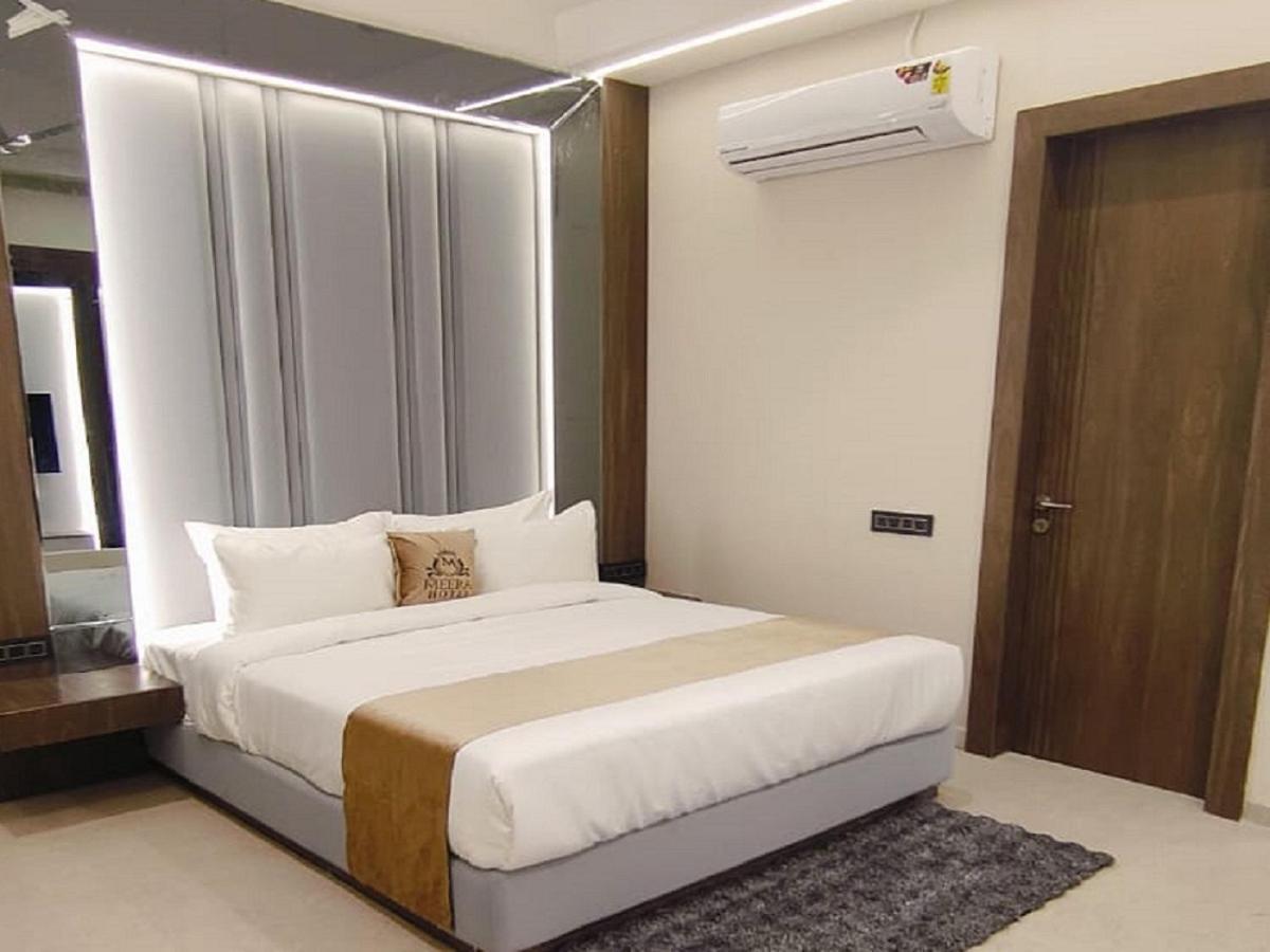 The Meera Hotel Ujjain Dış mekan fotoğraf