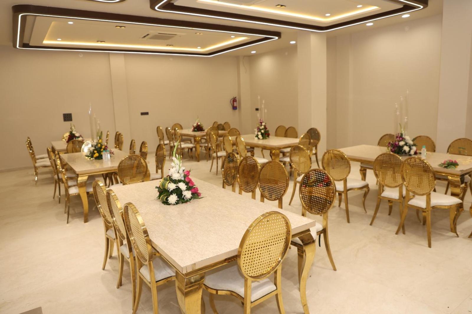 The Meera Hotel Ujjain Dış mekan fotoğraf