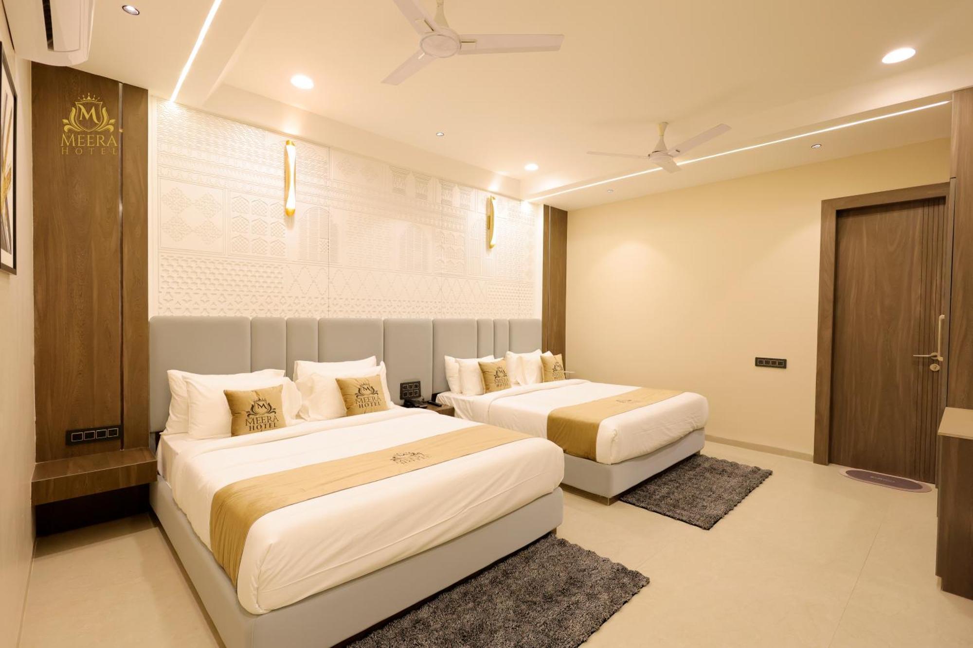 The Meera Hotel Ujjain Dış mekan fotoğraf