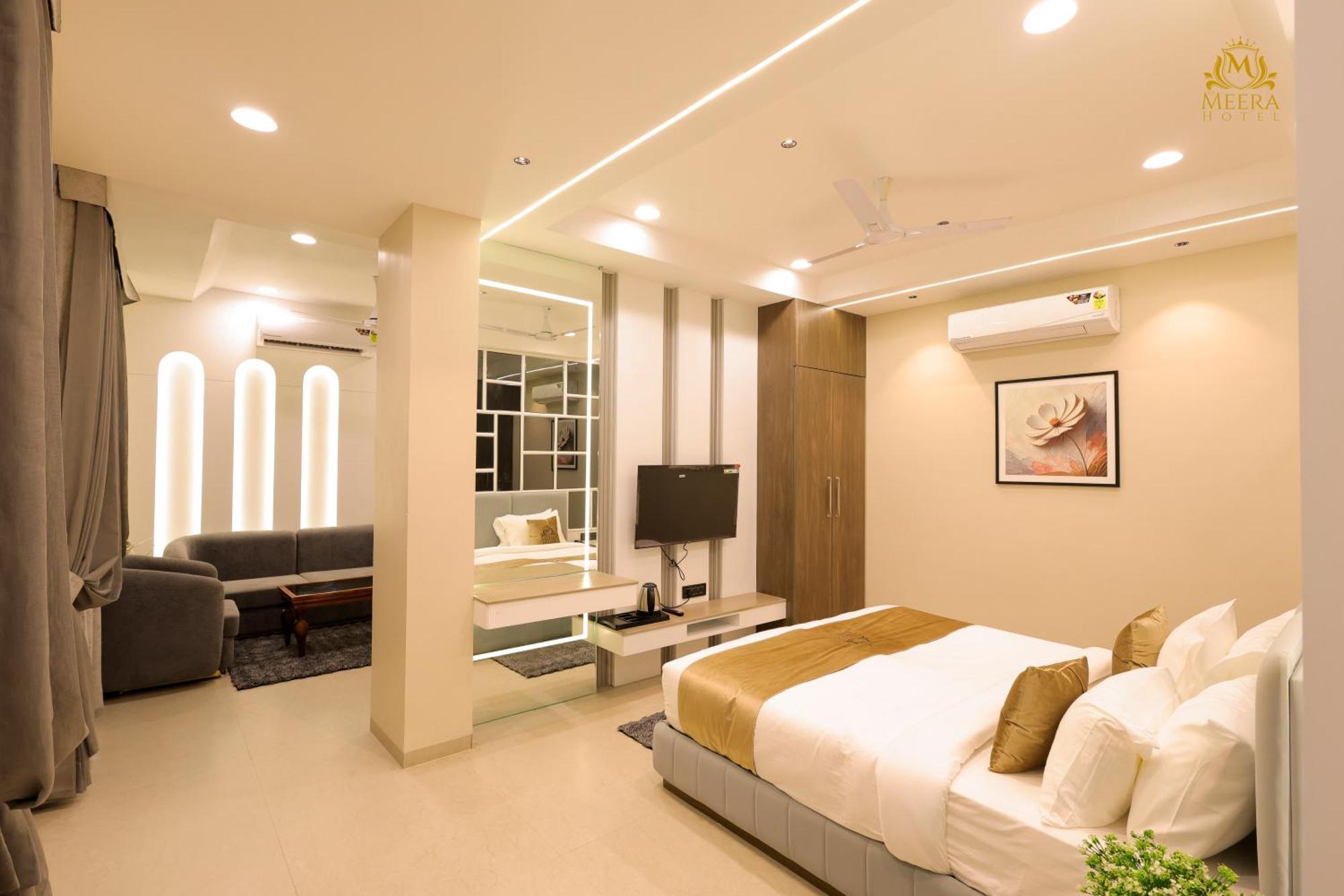 The Meera Hotel Ujjain Dış mekan fotoğraf