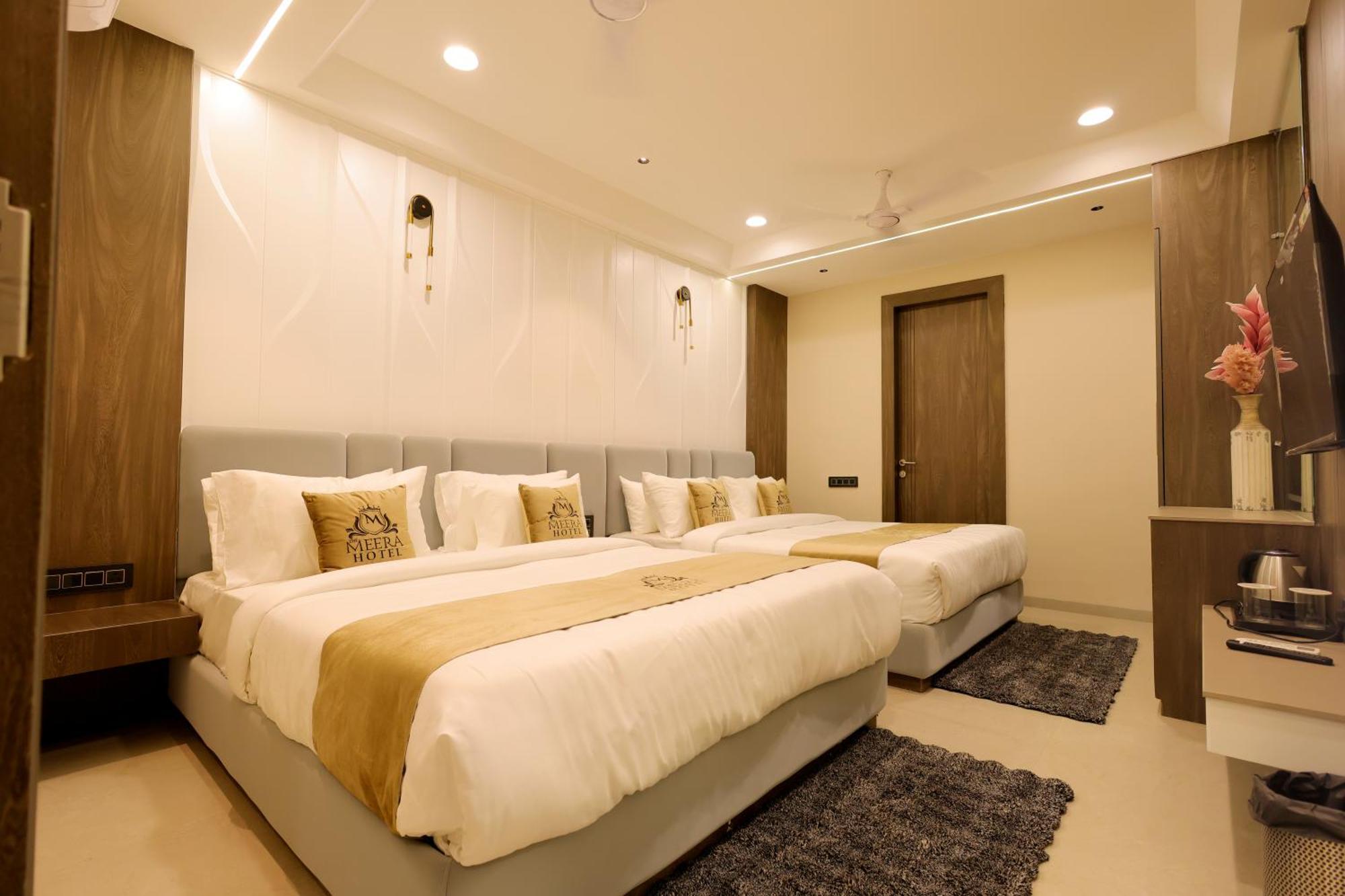 The Meera Hotel Ujjain Dış mekan fotoğraf