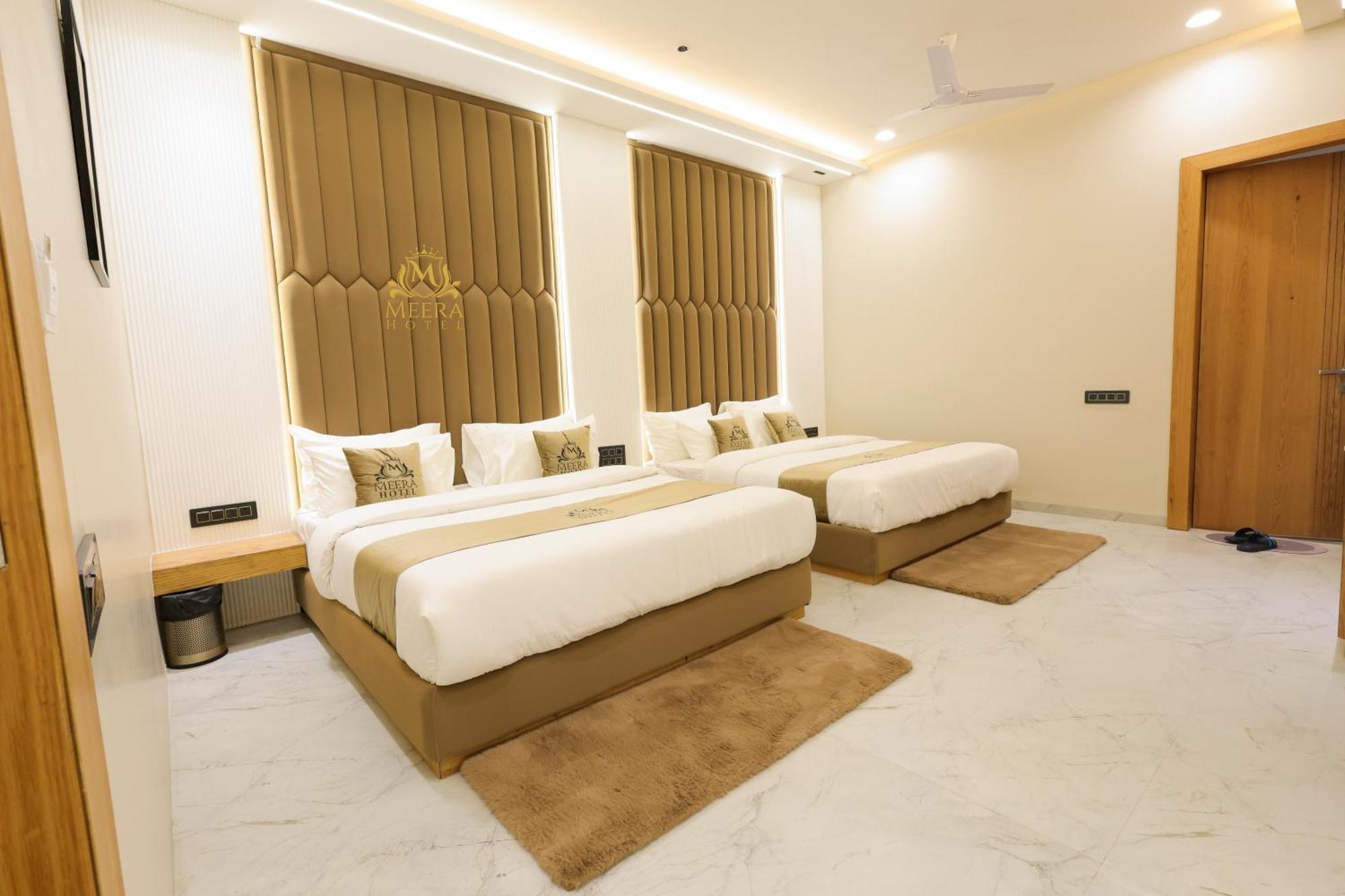 The Meera Hotel Ujjain Dış mekan fotoğraf